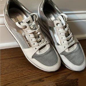 Micheal Kors Billie sneakers